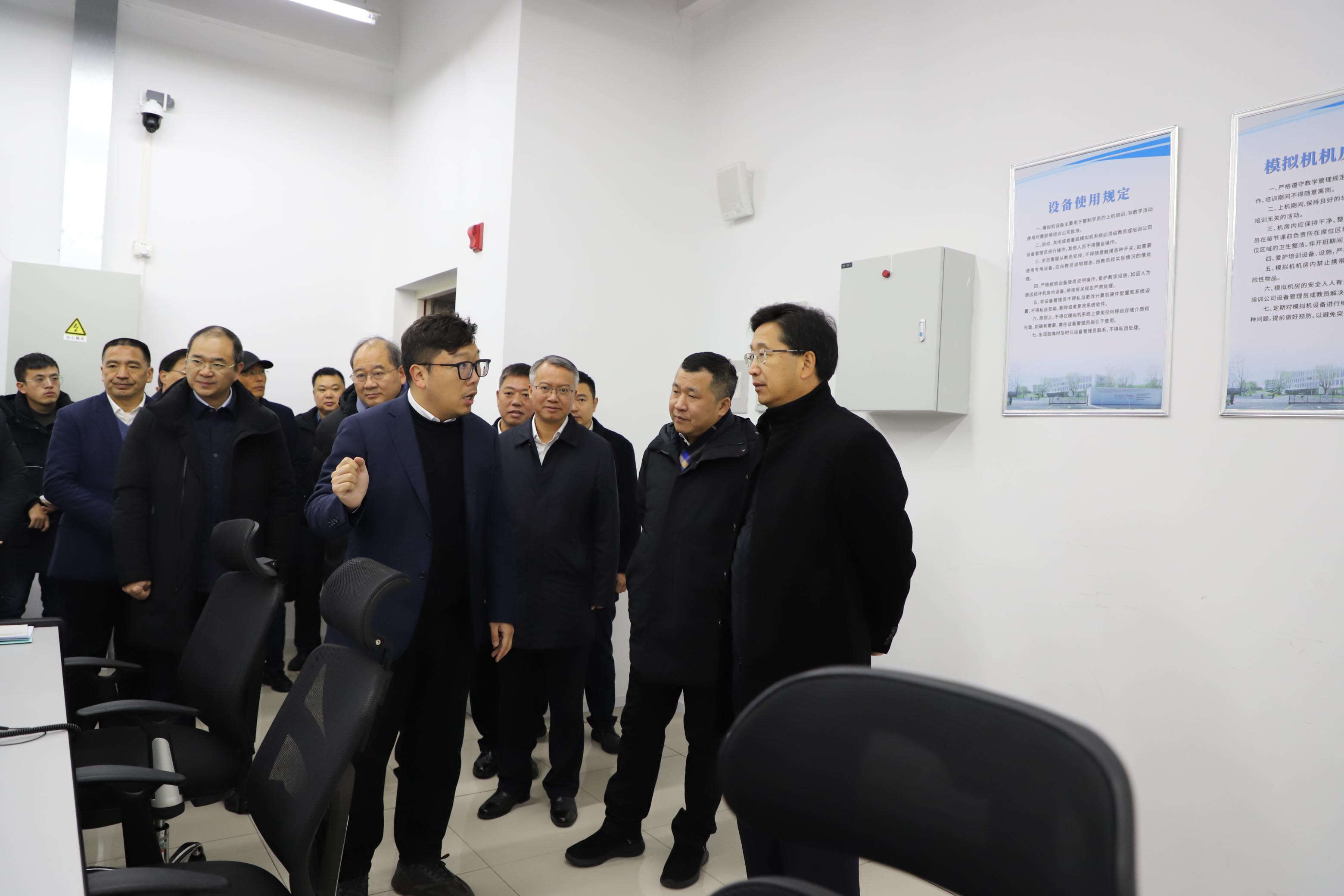 省人大常委會黨組書記、副主任陳金彪調(diào)研浙江航空產(chǎn)學研基地